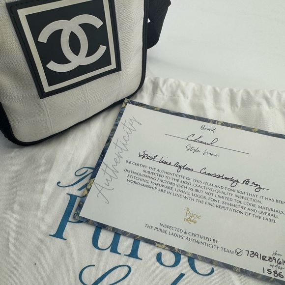 CHANEL Coco Mark Sport Line Mini Logo Bag White Black - Picture 13 of 15